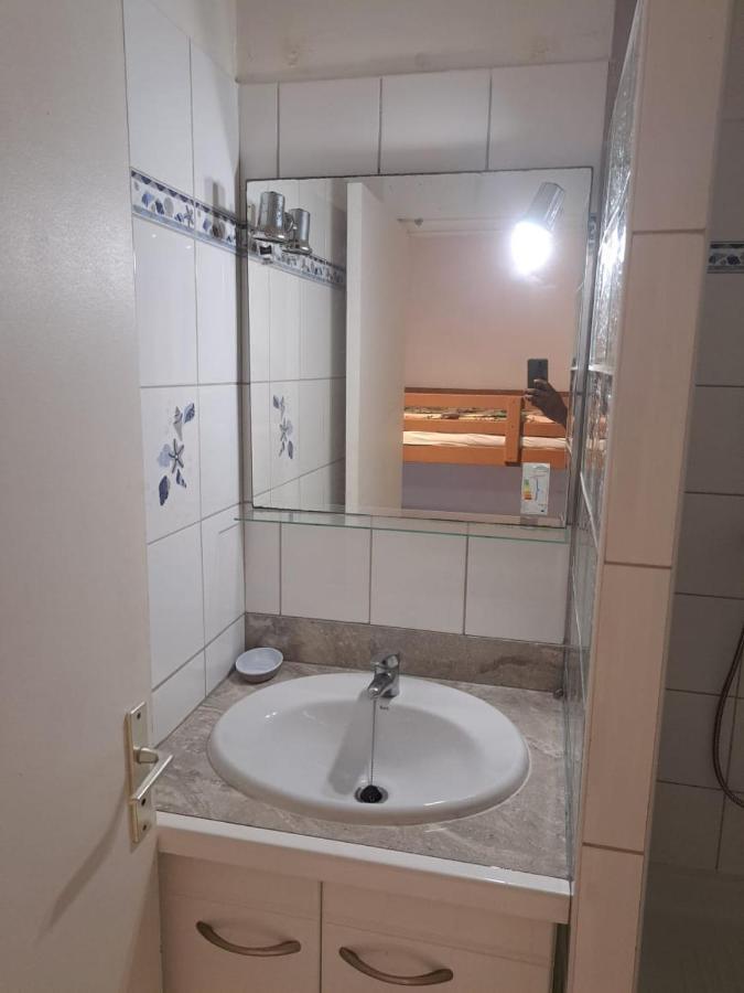 לה מול Studio Cosy Les Pieds Dans L'Eau A L'Autre Bord מראה חיצוני תמונה